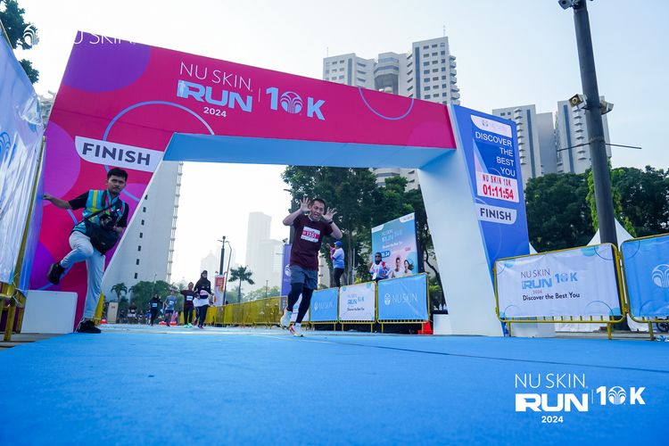 Race photo from Nu Skin Run 10K