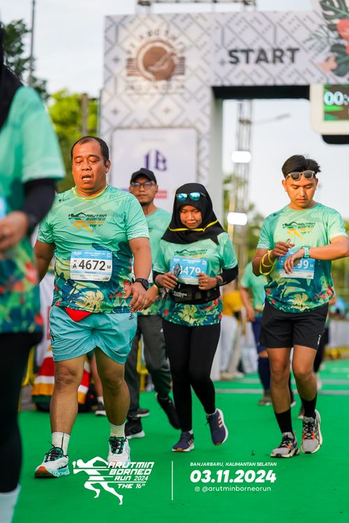 Race photo from Arutmin Borneo Run 2024