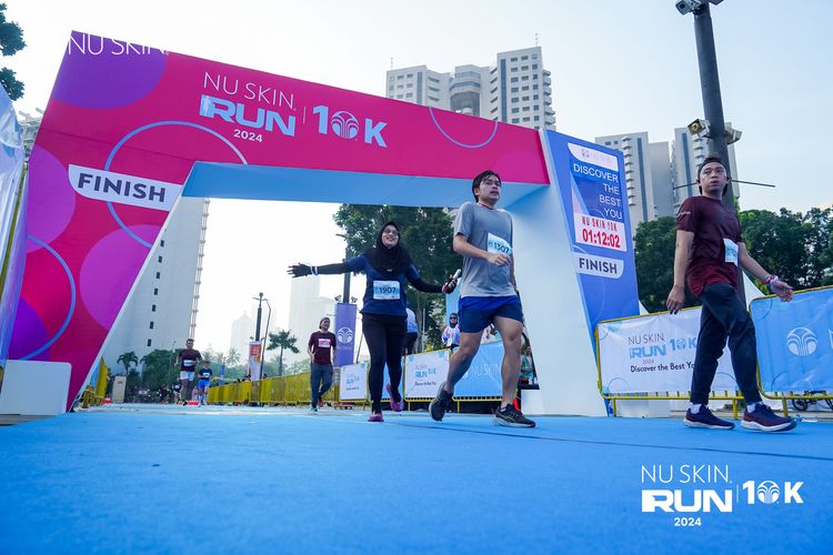 Race photo from Nu Skin Run 10K