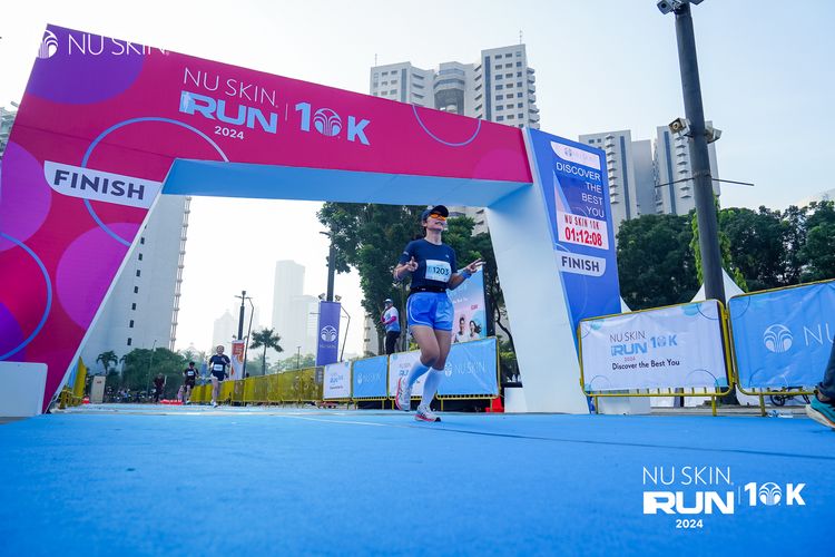 Race photo from Nu Skin Run 10K