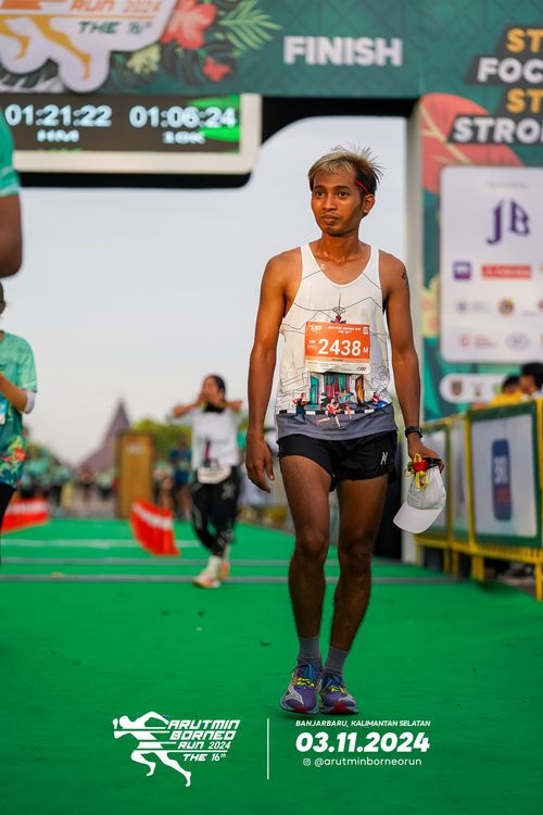Race photo from Arutmin Borneo Run 2024