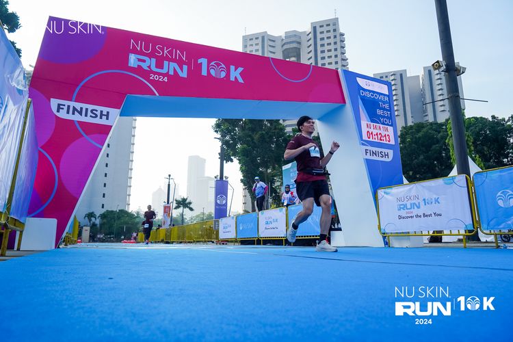 Race photo from Nu Skin Run 10K