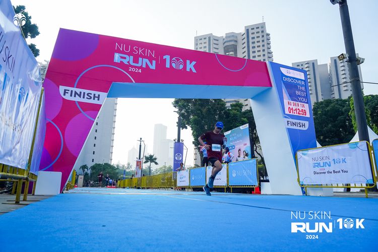 Race photo from Nu Skin Run 10K