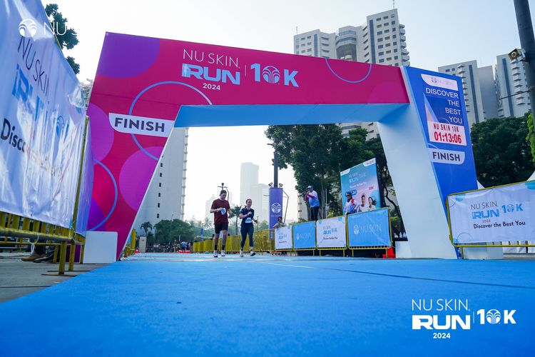 Race photo from Nu Skin Run 10K