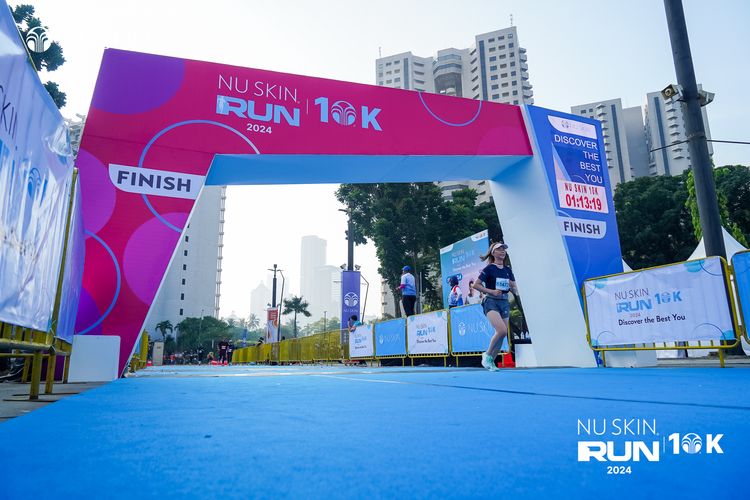 Race photo from Nu Skin Run 10K
