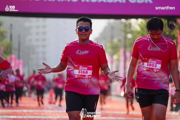 Race photo from Smartfren Run 2025 