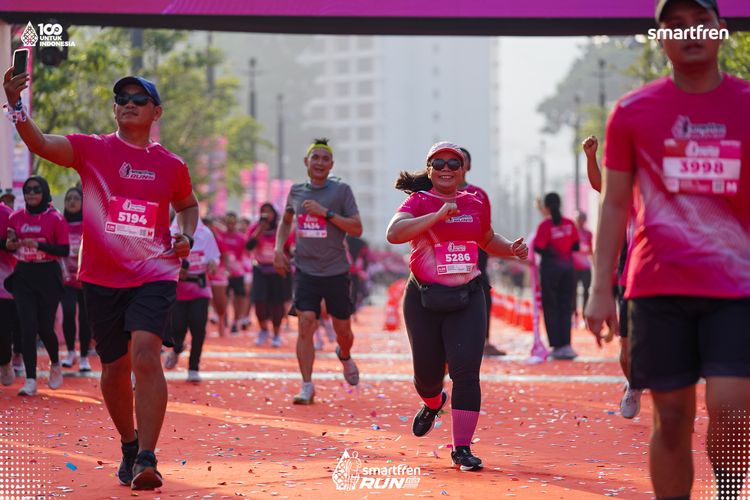 Race photo from Smartfren Run 2025 