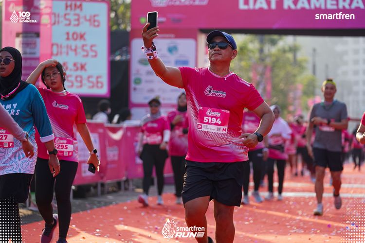 Race photo from Smartfren Run 2025 