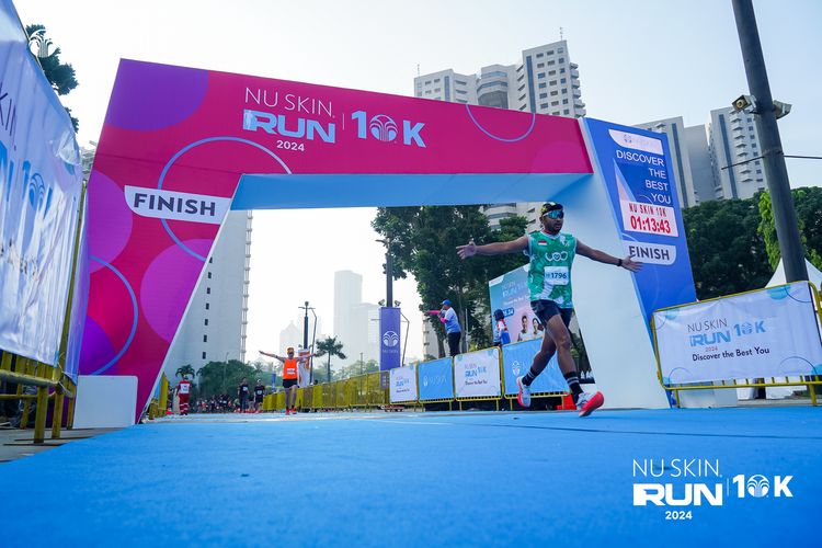 Race photo from Nu Skin Run 10K