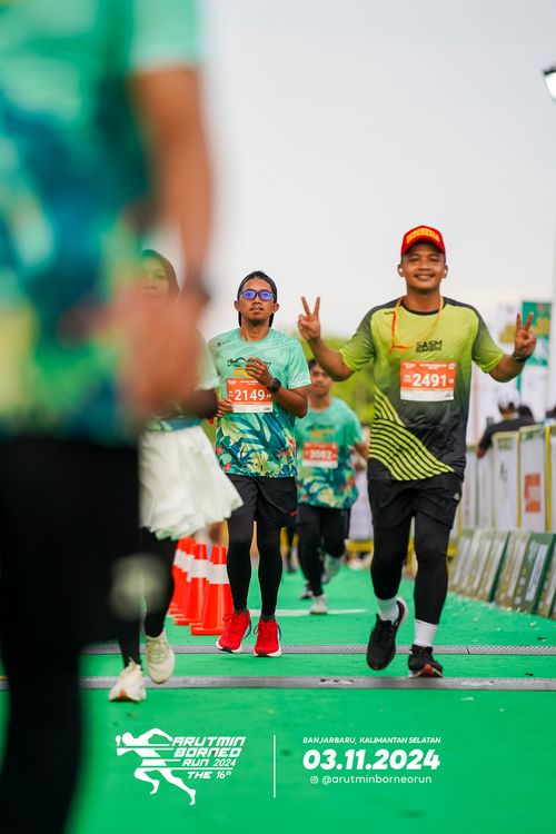 Race photo from Arutmin Borneo Run 2024