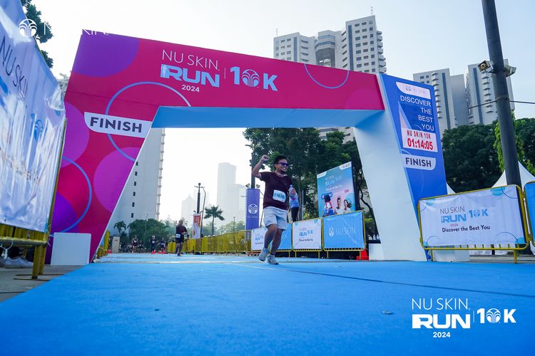Race photo from Nu Skin Run 10K