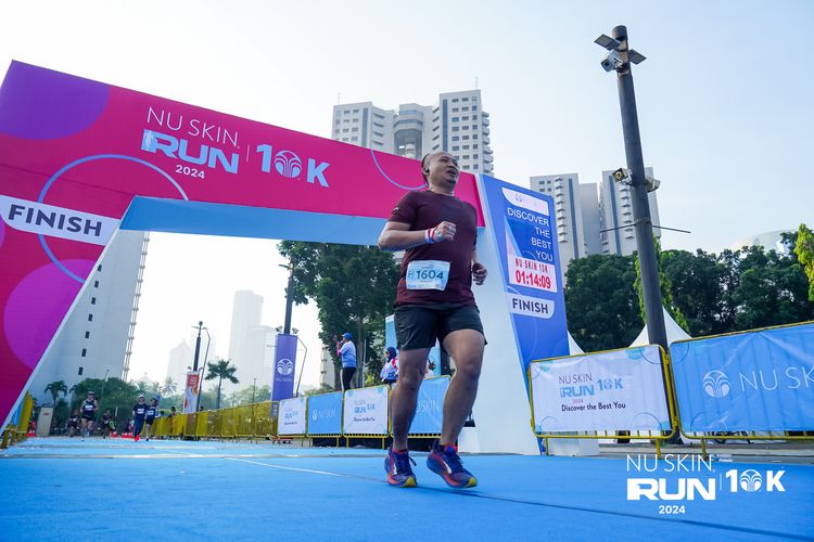 Race photo from Nu Skin Run 10K