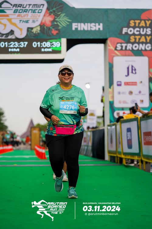 Race photo from Arutmin Borneo Run 2024
