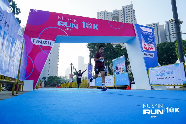 Race photo from Nu Skin Run 10K