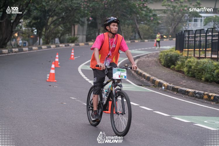 Race photo from Smartfren Run 2025 