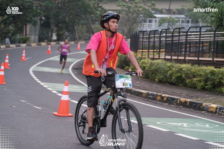 Race photo from Smartfren Run 2025 