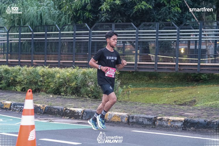 Race photo from Smartfren Run 2025 