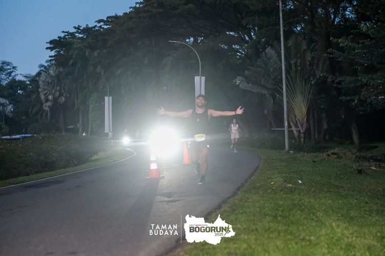Race photo from Taman Budaya x BOGORUN 2025