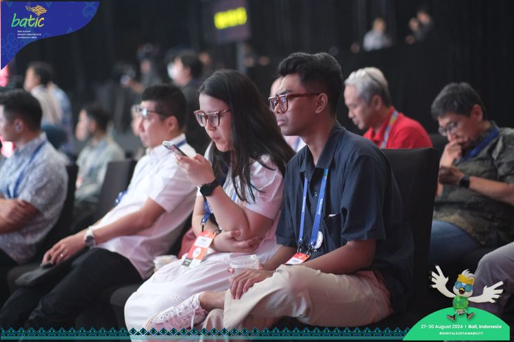 Race photo from Telin Batic 2024 Photo Search
