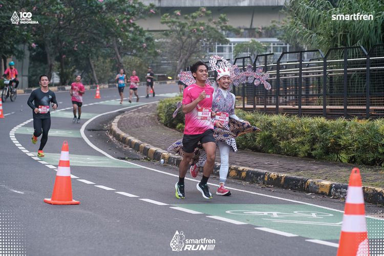Race photo from Smartfren Run 2025 