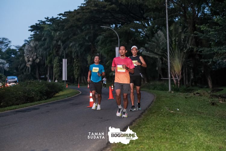 Race photo from Taman Budaya x BOGORUN 2025