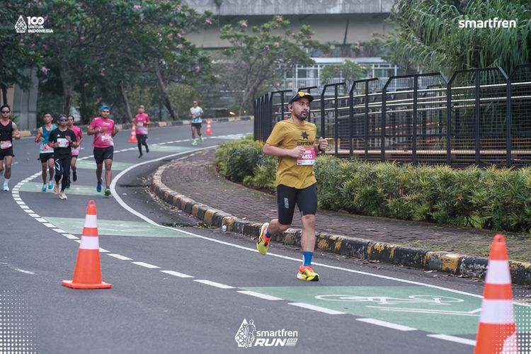 Race photo from Smartfren Run 2025 