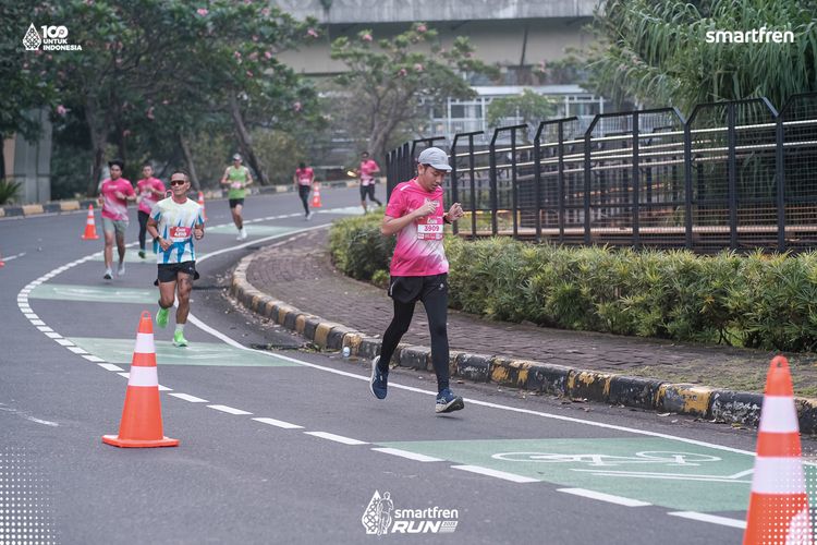 Race photo from Smartfren Run 2025 