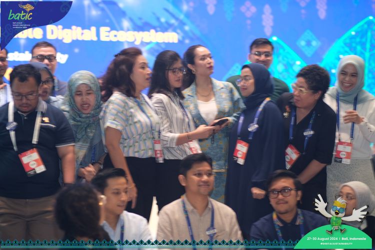 Race photo from Telin Batic 2024 Photo Search