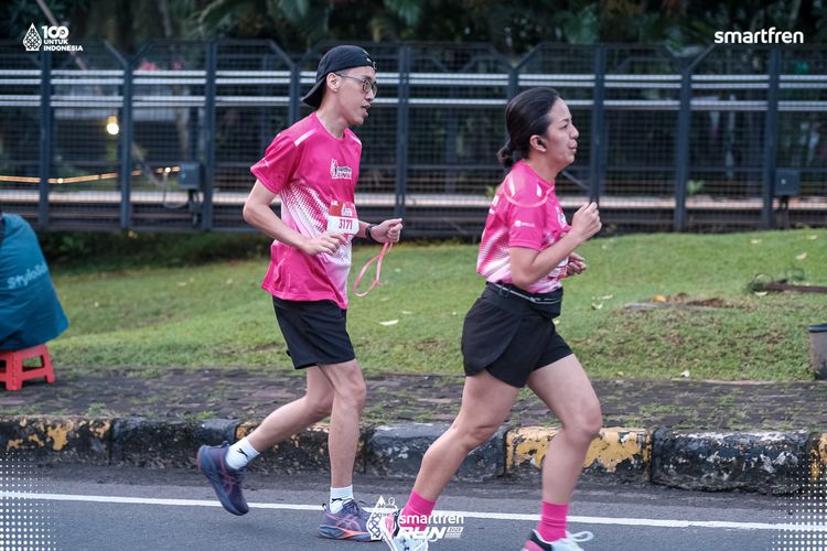 Race photo from Smartfren Run 2025 