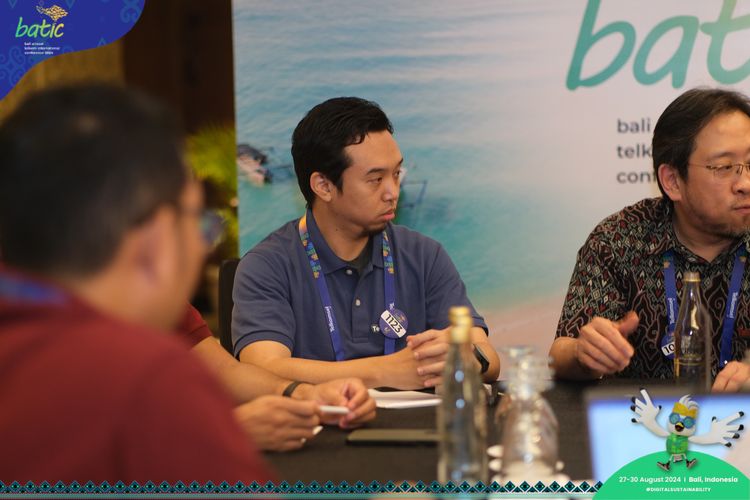 Race photo from Telin Batic 2024 Photo Search