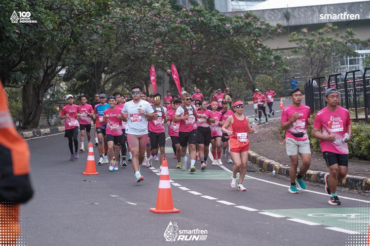 Race photo from Smartfren Run 2025 