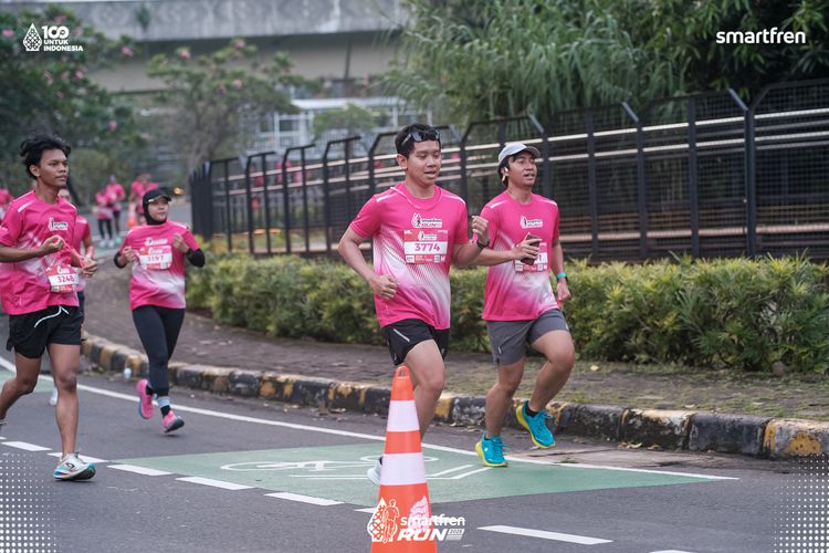 Race photo from Smartfren Run 2025 