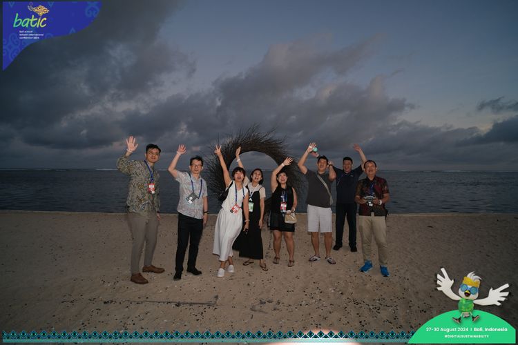 Race photo from Telin Batic 2024 Photo Search