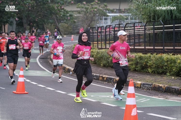 Race photo from Smartfren Run 2025 