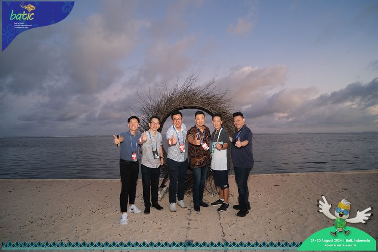 Race photo from Telin Batic 2024 Photo Search