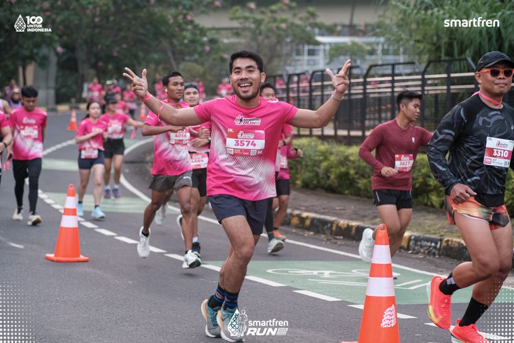 Race photo from Smartfren Run 2025 