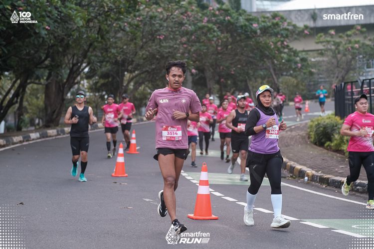 Race photo from Smartfren Run 2025 