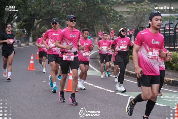 Race photo from Smartfren Run 2025 