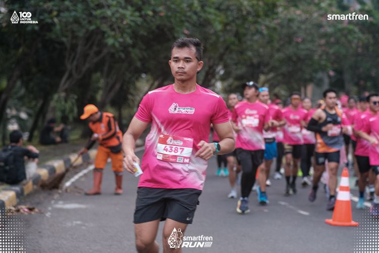 Race photo from Smartfren Run 2025 