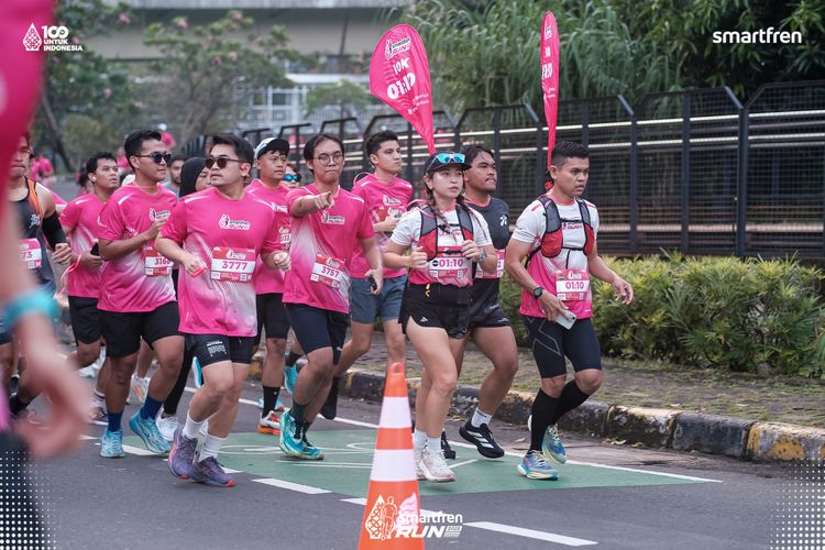 Race photo from Smartfren Run 2025 