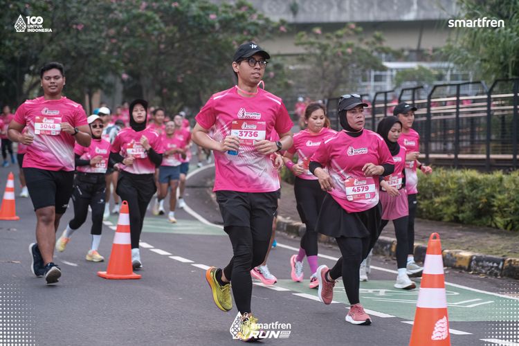 Race photo from Smartfren Run 2025 