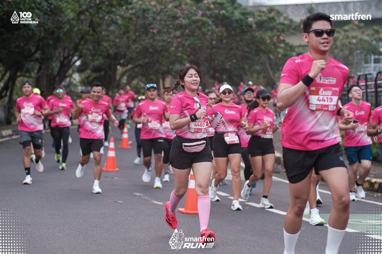Race photo from Smartfren Run 2025 