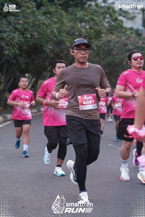 Race photo from Smartfren Run 2025 