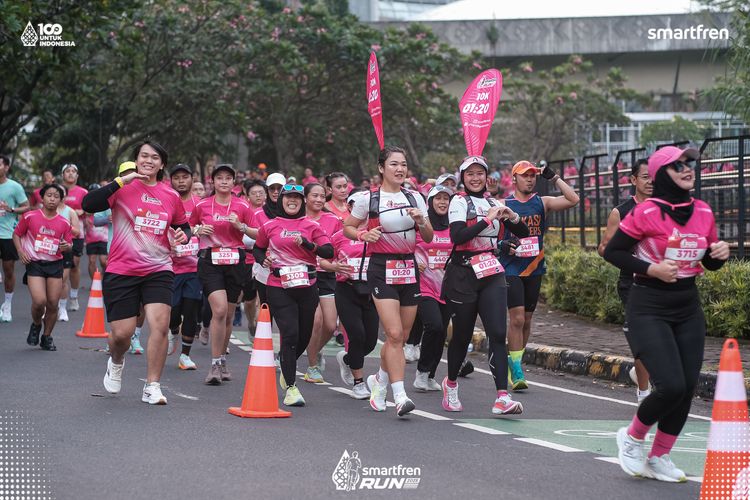 Race photo from Smartfren Run 2025 