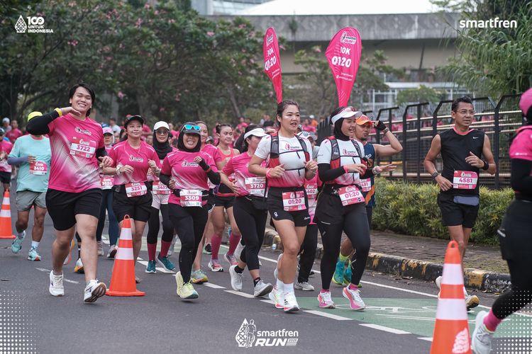 Race photo from Smartfren Run 2025 