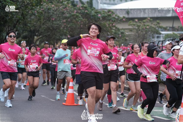 Race photo from Smartfren Run 2025 
