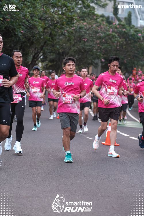 Race photo from Smartfren Run 2025 