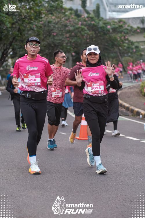 Race photo from Smartfren Run 2025 