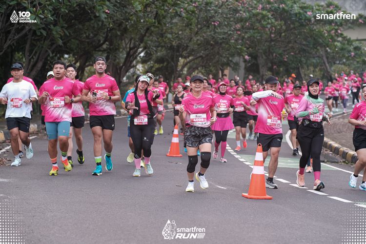 Race photo from Smartfren Run 2025 