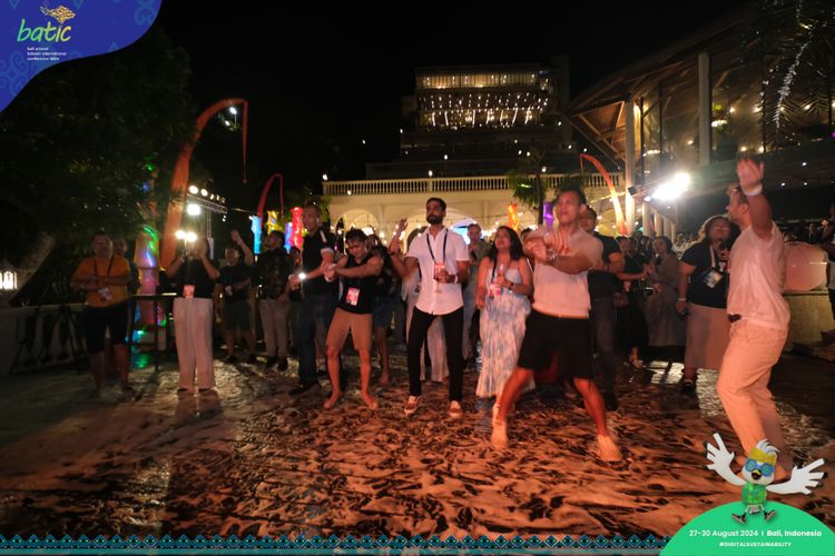 Race photo from Telin Batic 2024 Photo Search